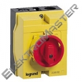 Spínač LEGRAND 22600 25A/3P+NO/NC IP65